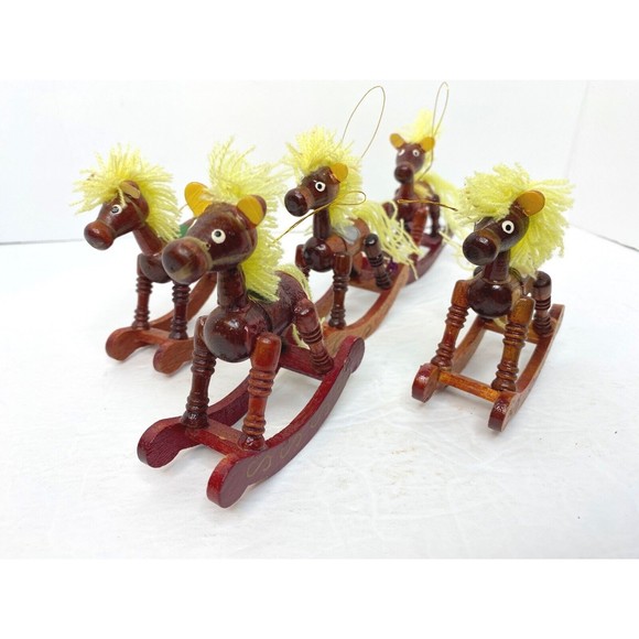 🐎 Set Of 5-Vintage Wooden Toy ORNAMENTS Rocking Horses Yarn Mane & Tail - Picture 2 of 14